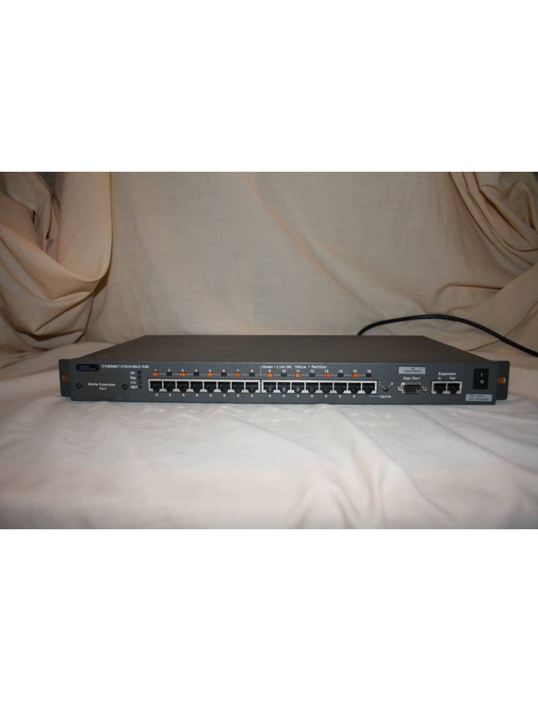 Hub IBM stackable ethernet 8224