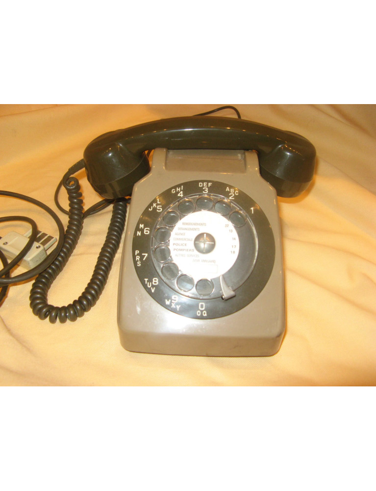 téléphone à cadran ancien vintage bi-color